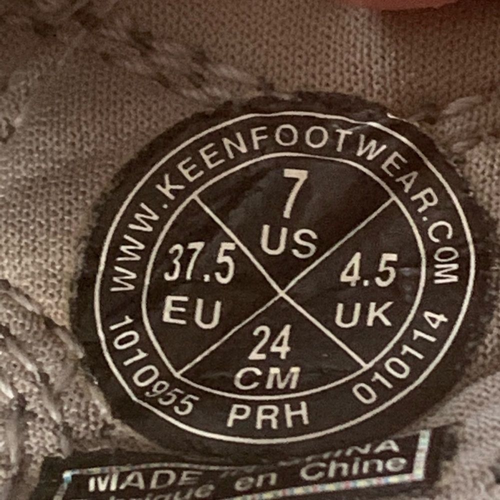 KEEN  anatomic sandals - Picture 12 of 12
